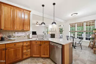 10 Georgetown Woods Dr, Youngsville, NC 27596 - Photo 13