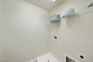 8402 Saltwood Pl, Raleigh, NC 27617 - Photo 23