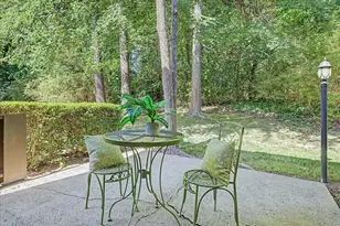 701 Oak Tree Dr, Chapel Hill, NC 27517 - Photo 7