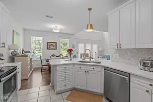 10402 Shadowlawn Dr, Raleigh, NC 27614 - Photo 15