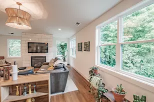 828 Woodburn Rd, Raleigh, NC 27605 - Photo 27