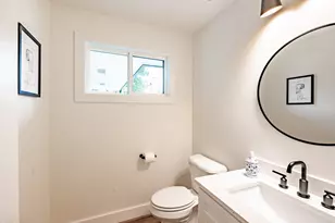 828 Woodburn Rd, Raleigh, NC 27605 - Photo 7