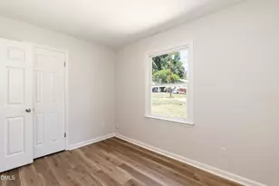 2325 Curtis St, Durham, NC 27707 - Photo 11