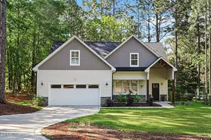 102 Dartmoor Ln, Seven Lakes, NC 27376 - Photo 1