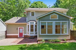 2001 Pathway Dr, Chapel Hill, NC 27516 - Photo 31