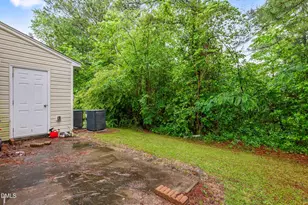 380 Anna St, Lillington, NC 27546 - Photo 25