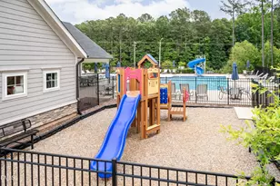 2012 Heisser Ln, Fuquay Varina, NC 27526 - Photo 11