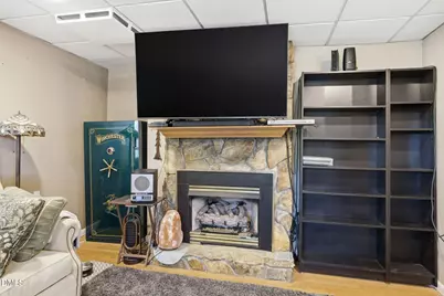 206 Third Avenue SE, Taylorsville, NC 28681 - Photo 25