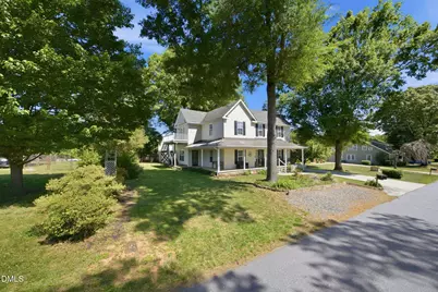 206 Third Avenue SE, Taylorsville, NC 28681 - Photo 7