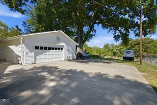 206 3rd Ave SE, Taylorsville, NC 28681 - Photo 17