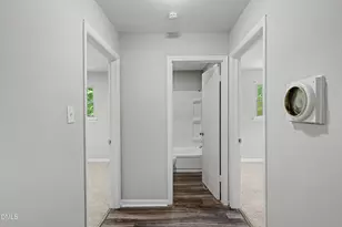2718 Thelma St, Durham, NC 27704 - Photo 17