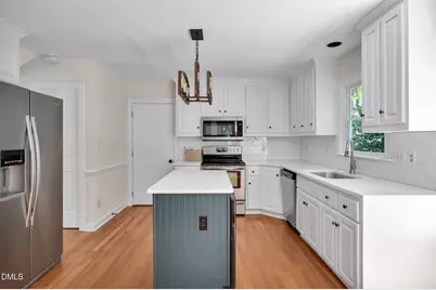 112 Parkmeadow Drive, Cary, NC 27519 - Photo 11