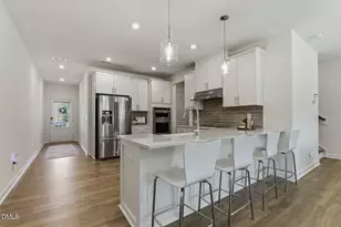 7104 Hubner Pl, Cary, NC 27519 - Photo 11
