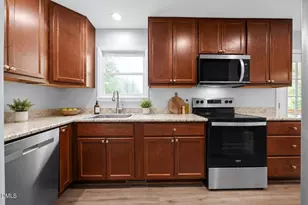6901 Baywood Dr, Raleigh, NC 27613 - Photo 11