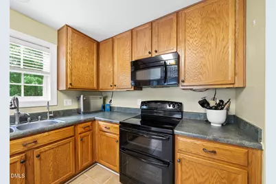 305 Holly Thorn Trace, Holly Springs, NC 27540 - Photo 13