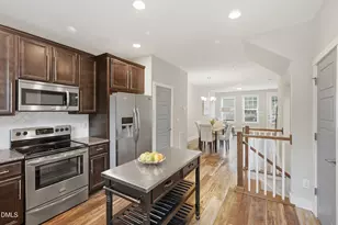2801 Wilshire Hill Dr, Raleigh, NC 27604 - Photo 7