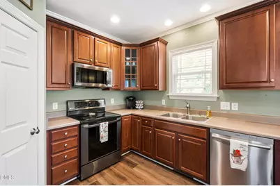 10 Wyndham Place Drive, Fuquay Varina, NC 27526 - Photo 13
