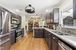 138 Lake Cammack Ct, Burlington, NC 27217 - Photo 11