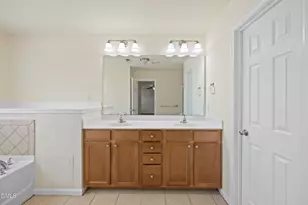 713 Garden Square Ln, Morrisville, NC 27560 - Photo 27