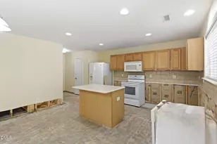 75 Averasboro Dr, Clayton, NC 27520 - Photo 13