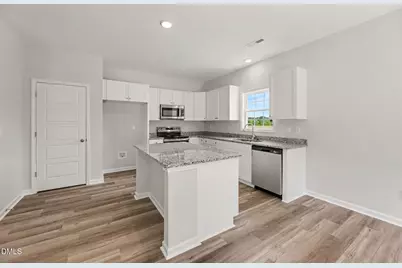 75 Crossvine Street #(7), Selma, NC 27576 - Photo 11
