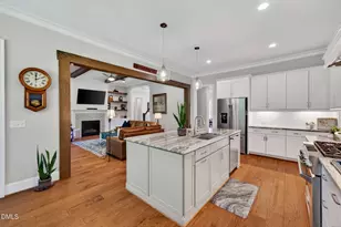 6109 Norwood Pl, Raleigh, NC 27613 - Photo 7
