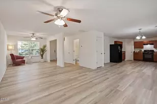 409 Ardross St, Fuquay Varina, NC 27526 - Photo 7