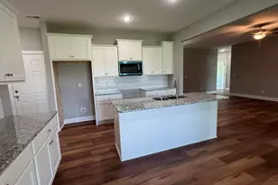 183 Hot Spgs Wy, Benson, NC 27504 - Photo 9