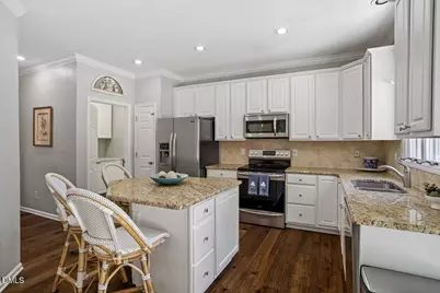 112 Conway Court, Cary, NC 27513 - Photo 3