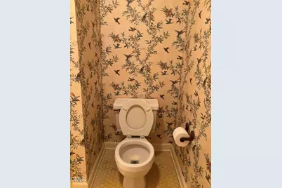 404 W Harnett Street, Benson, NC 27504 - Photo 9