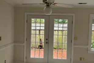 404 W Harnett St, Benson, NC 27504 - Photo 3