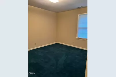 404 W Harnett Street, Benson, NC 27504 - Photo 13