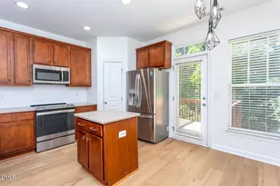 8719 Cypress Grove Run, Raleigh, NC 27612 - Photo 5