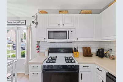 5600 Rolling Court, Raleigh, NC 27616 - Photo 9