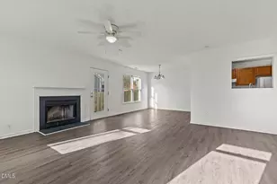 1521 Kara Ct, Fayetteville, NC 28304 - Photo 7