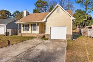 1521 Kara Ct, Fayetteville, NC 28304 - Photo 3