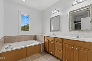 112 Bridgegate Dr, Cary, NC 27519 - Photo 51