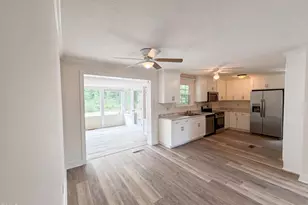 415 Buie Ct, Fayetteville, NC 28304 - Photo 3