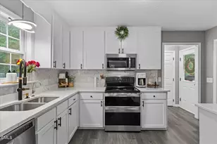 6605 Winterton Dr, Raleigh, NC 27603 - Photo 15