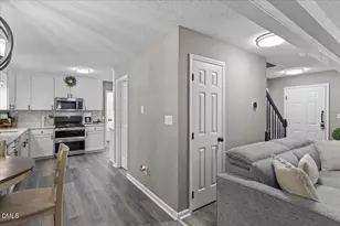 6605 Winterton Dr, Raleigh, NC 27603 - Photo 7