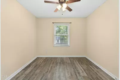 238 E Vance, Zebulon, NC 27597 - Photo 11