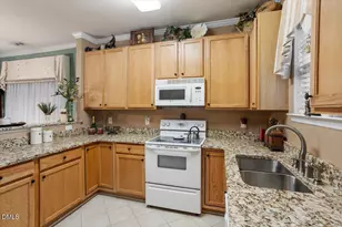 2405 Valley Haven Dr, Raleigh, NC 27603 - Photo 9