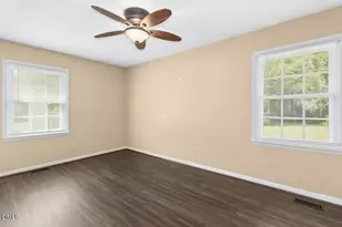813 Rosemary St, Erwin, NC 28339 - Photo 15