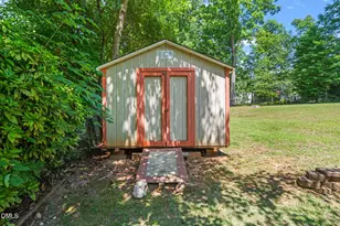 211 Esquire Ln, Cary, NC 27513 - Photo 35
