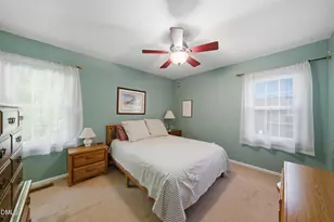 2413 Foxtrot Rd, Raleigh, NC 27610 - Photo 17