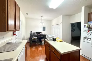 114 Graystar Rd, Apex, NC 27502 - Photo 5