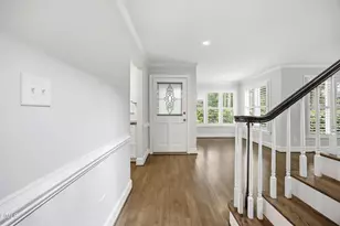 2204 Oxford Hills Dr, Raleigh, NC 27608 - Photo 13