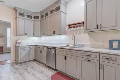 6240 Hilbert Ridge Drive, Holly Springs, NC 27540 - Photo 9