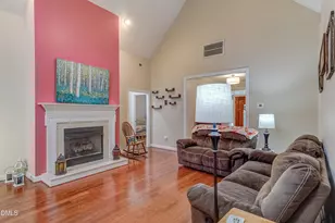 6240 Hilbert Ridge Dr, Holly Springs, NC 27540 - Photo 19