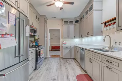 6240 Hilbert Ridge Drive, Holly Springs, NC 27540 - Photo 11